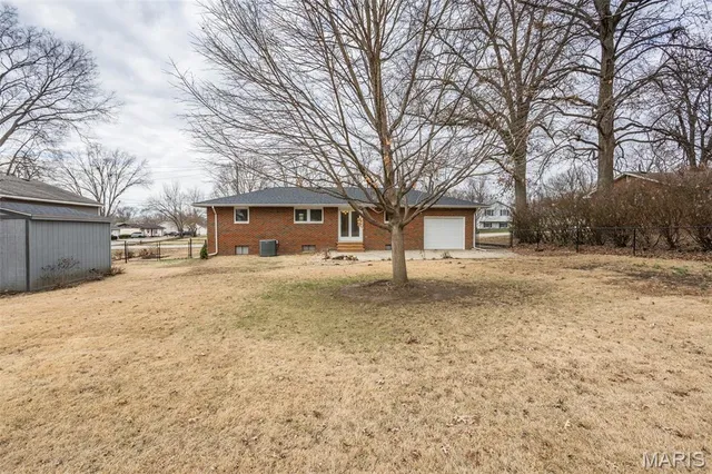 $150,000 | 392 North 6th Street, East Alton, IL 62024