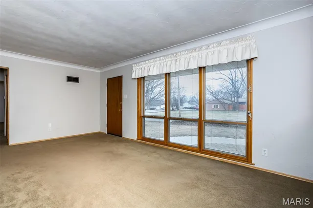 $150,000 | 392 North 6th Street, East Alton, IL 62024