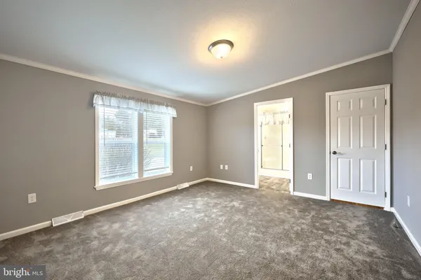 $169,900 | 723 Lake Drive, Mount Wolf, PA 17347