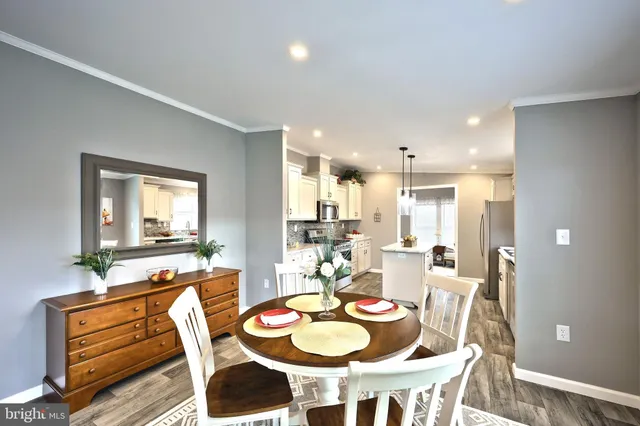 $179,900 | 723 Lake Drive, Mount Wolf, PA 17347