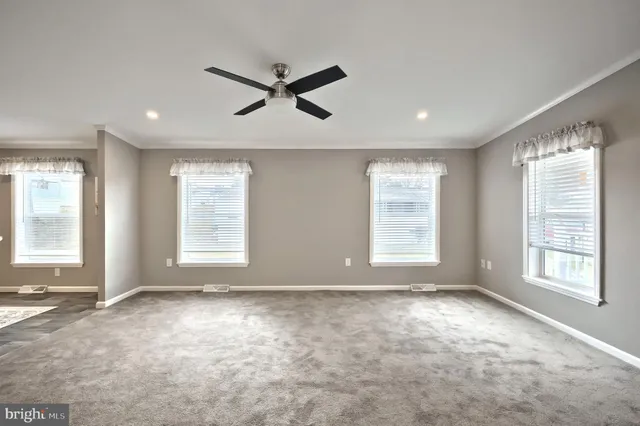 $179,900 | 723 Lake Drive, Mount Wolf, PA 17347