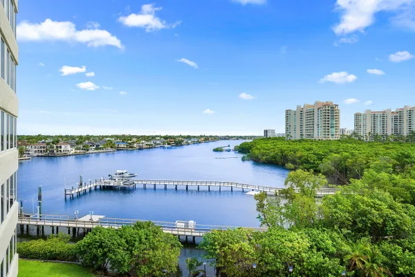 $449,000 | 3912 South Ocean Boulevard, Unit 612, Highland Beach, FL 33487
