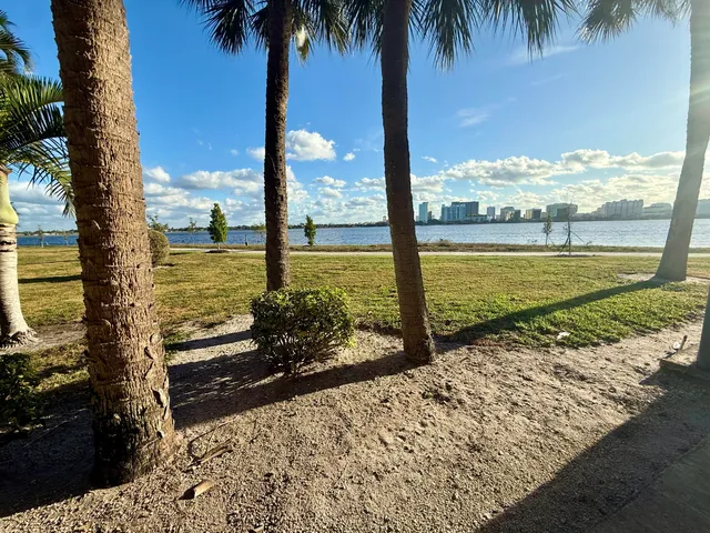 $1,850 | 760 Executive Center Drive, West Palm Beach, FL 33401