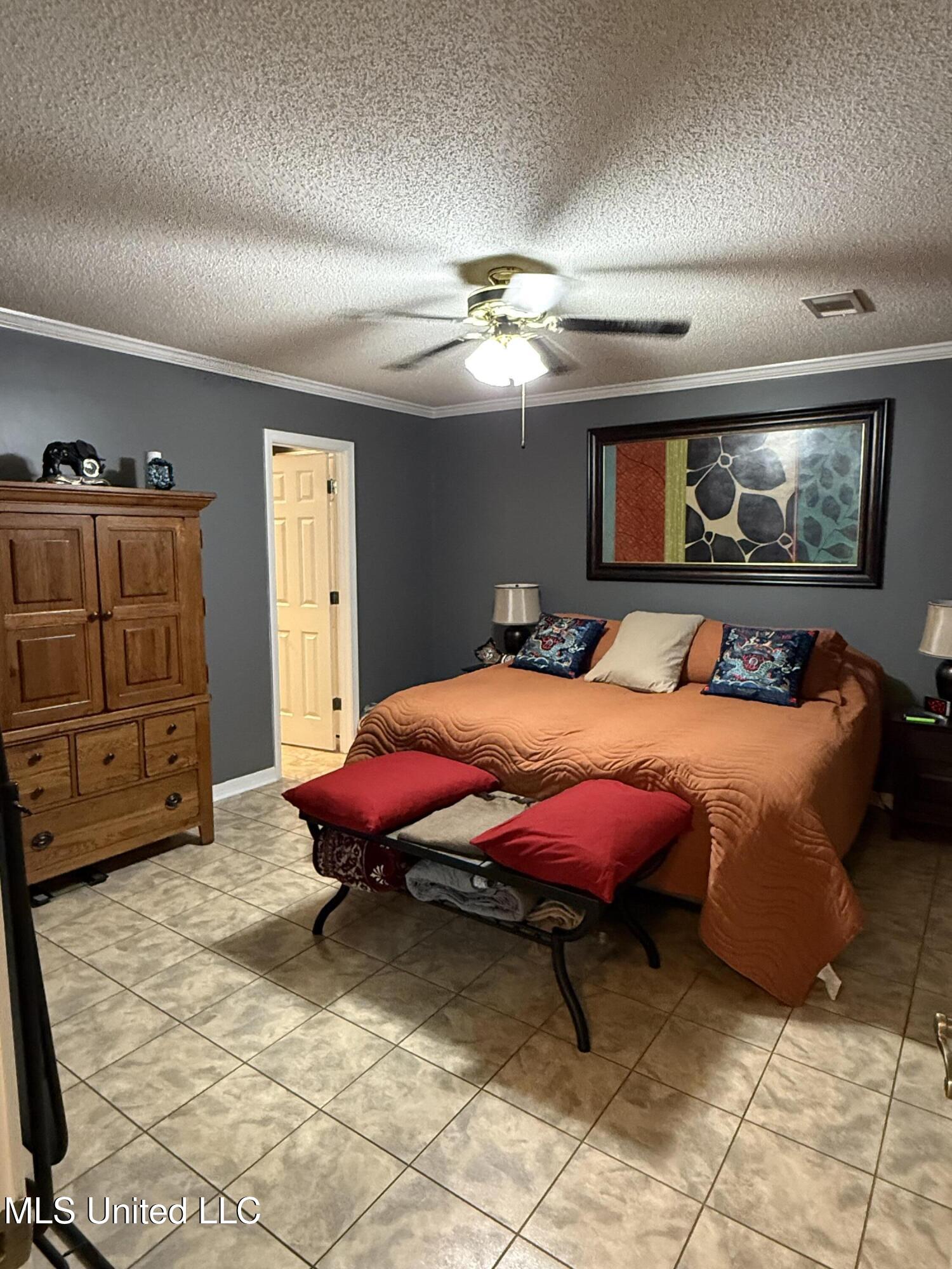 2425 Perry Road Grenada, MS 38901 - Photo 27 of 37 IMG_2254