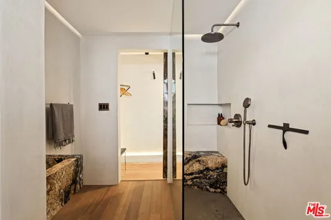 $2,395,000 | 6424 Ivarene Avenue, Los Angeles, CA 90068