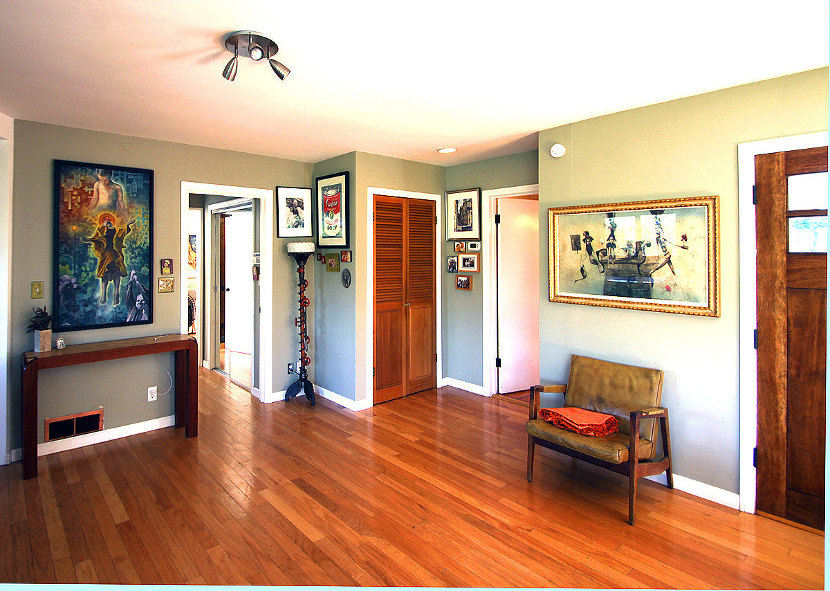 40 Pine Drive Santa Barbara, CA 93105 - Photo 7 of 30 a living room with furniture and a window
