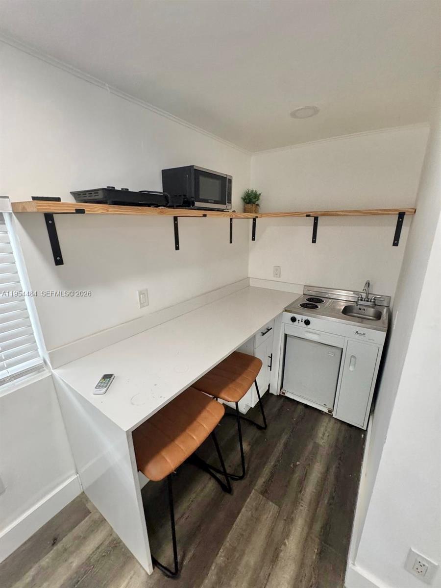555 Northeast 70th Street, Unit STUDIO Miami, FL 33138 - Photo 3 of 17