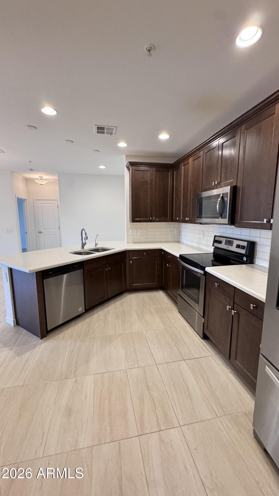 2511 West Queen Creek Road, Unit 337 Chandler, AZ 85248 - Photo 5 of 36 IMG_7223