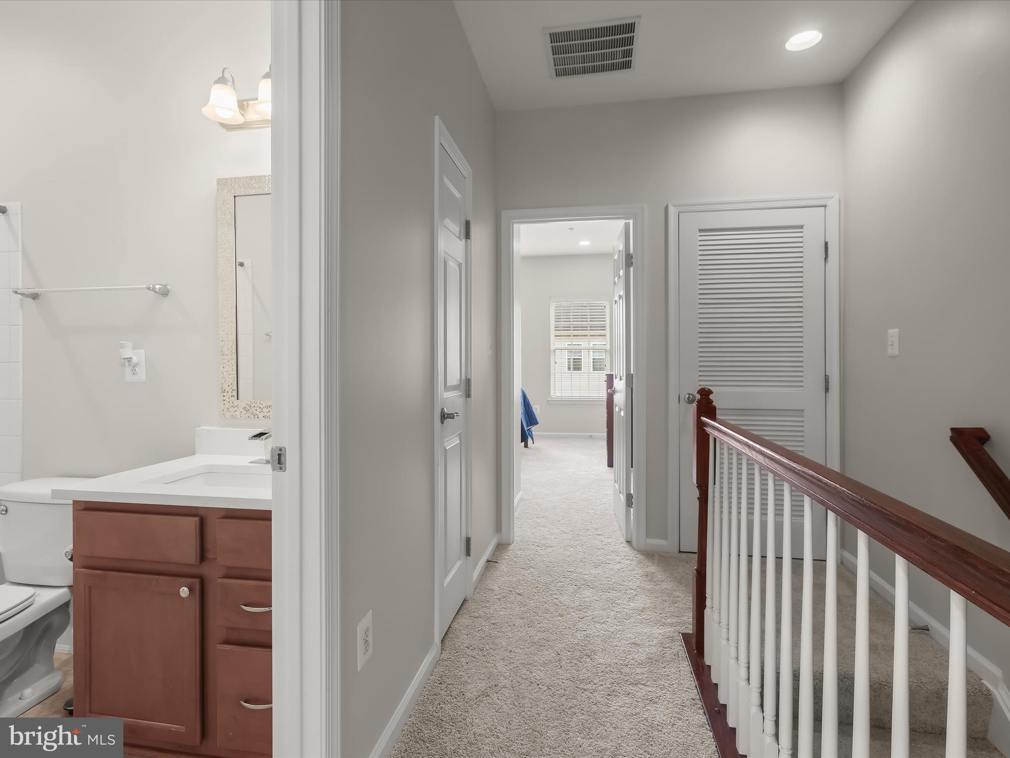 7222 Abbey Road Elkridge, MD 21075 - Photo 16 of 35 Upper level