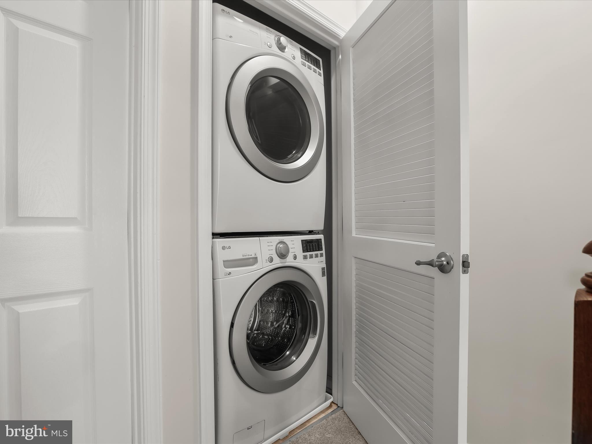 7222 Abbey Road Elkridge, MD 21075 - Photo 24 of 35 Upper level laundry