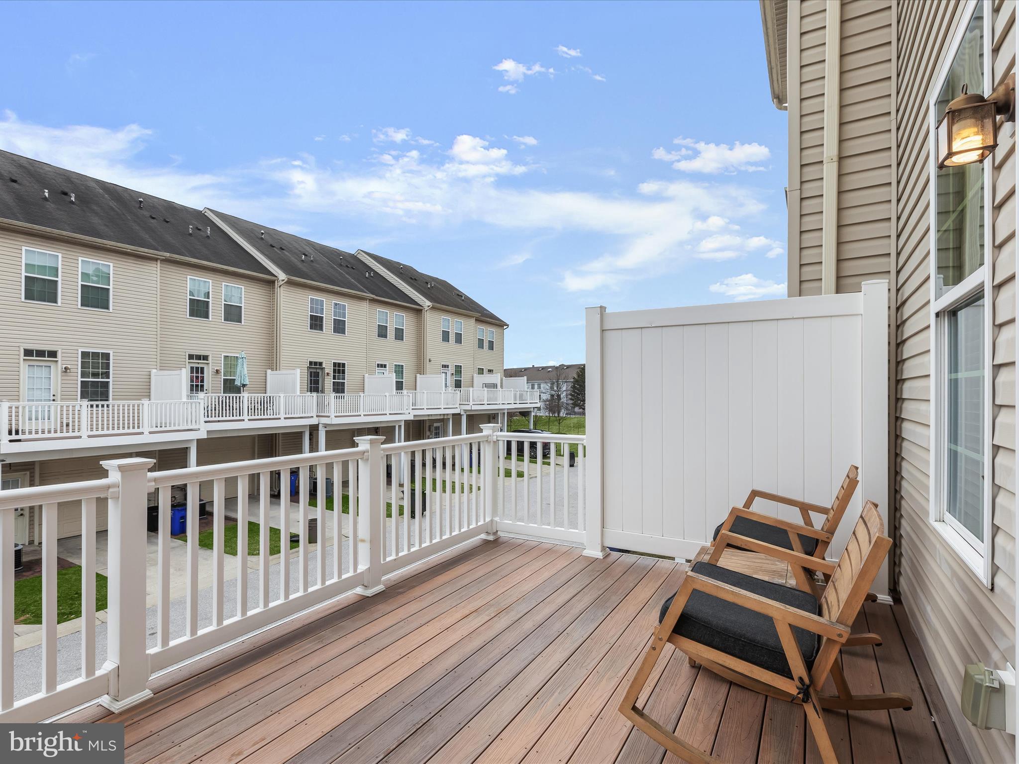 7222 Abbey Road Elkridge, MD 21075 - Photo 6 of 35 Expansive deck