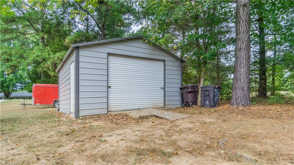 7099 Kennedy Road Trinity, NC 27370 - Photo 8 of 25