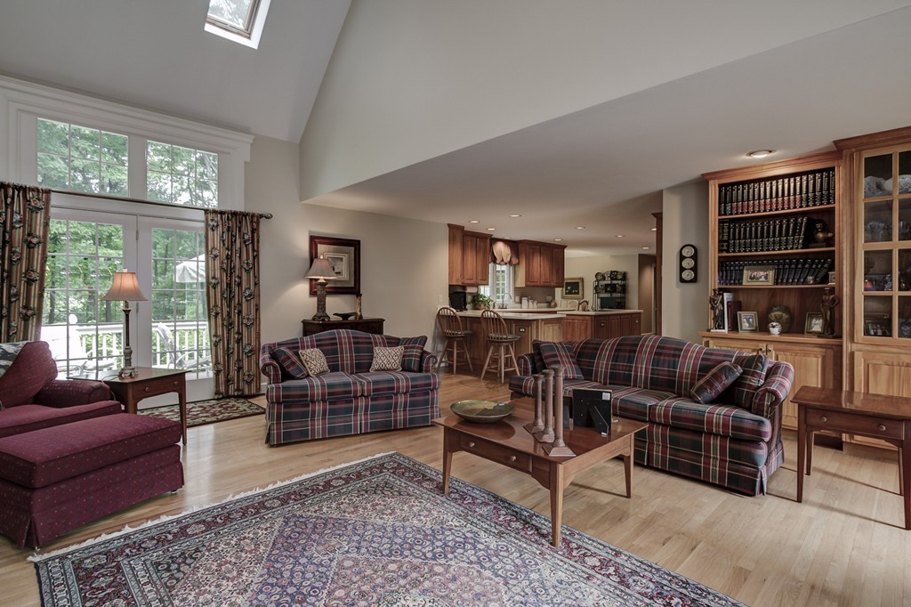 3 Edgehill Road Hopkinton, MA 01748 - Photo 8 of 27 Gallery Image 8