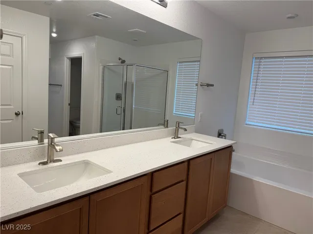 $2,700 | 1973 Rubra Place, Las Vegas, NV 89106