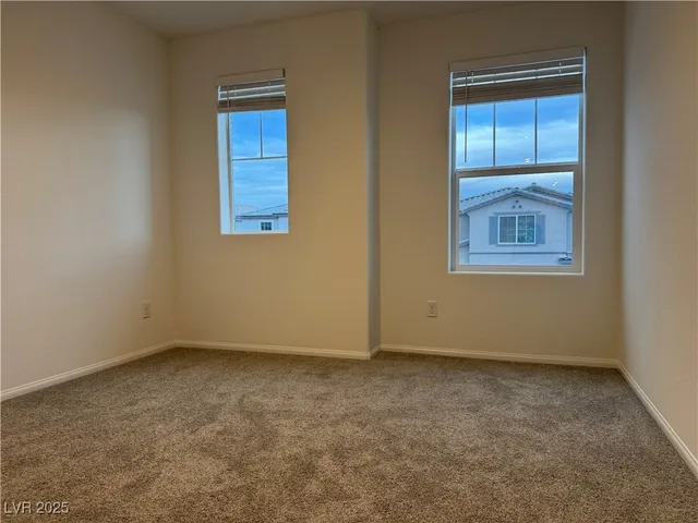 $2,700 | 1973 Rubra Place, Las Vegas, NV 89106