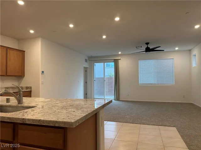 $2,700 | 1973 Rubra Place, Las Vegas, NV 89106