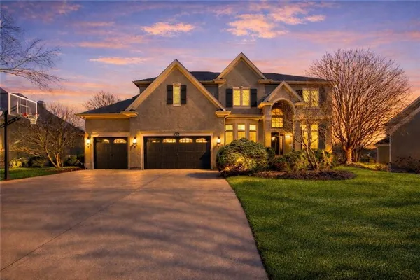 $999,950 | 14813 Rosewood Drive, Leawood, KS 66224