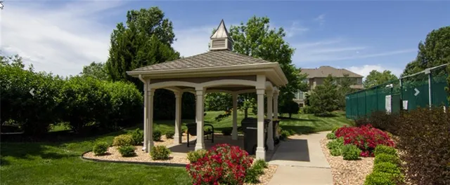 $1,095,000 | 14813 Rosewood Drive, Leawood, KS 66224