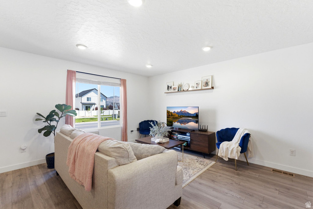 3715 Cold Spring Drive Lehi, UT 84048 - Photo 4 of 25