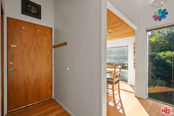 $1,899,000 | 26207 Ingleside Way, Malibu, CA 90265