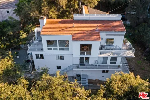 $1,899,000 | 26207 Ingleside Way, Malibu, CA 90265
