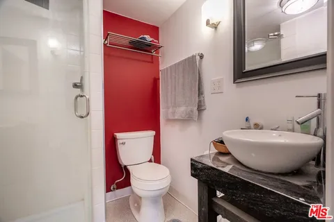 $1,899,000 | 26207 Ingleside Way, Malibu, CA 90265