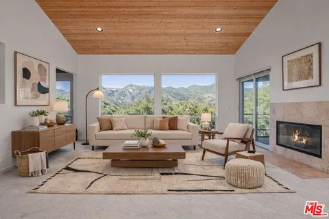 $1,899,000 | 26207 Ingleside Way, Malibu, CA 90265