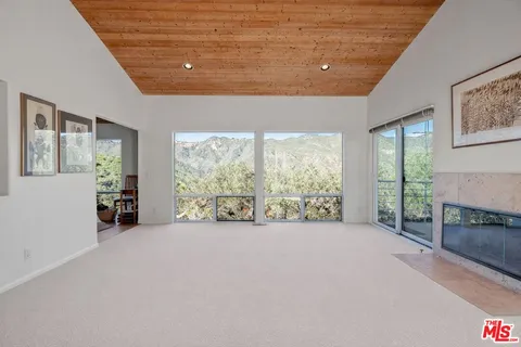 $1,899,000 | 26207 Ingleside Way, Malibu, CA 90265