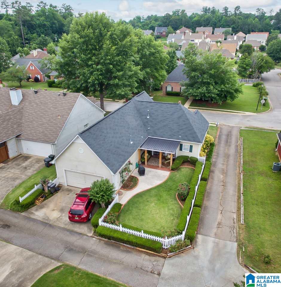 119 Stratshire Lane Pelham, AL 35124 - Photo 8 of 34