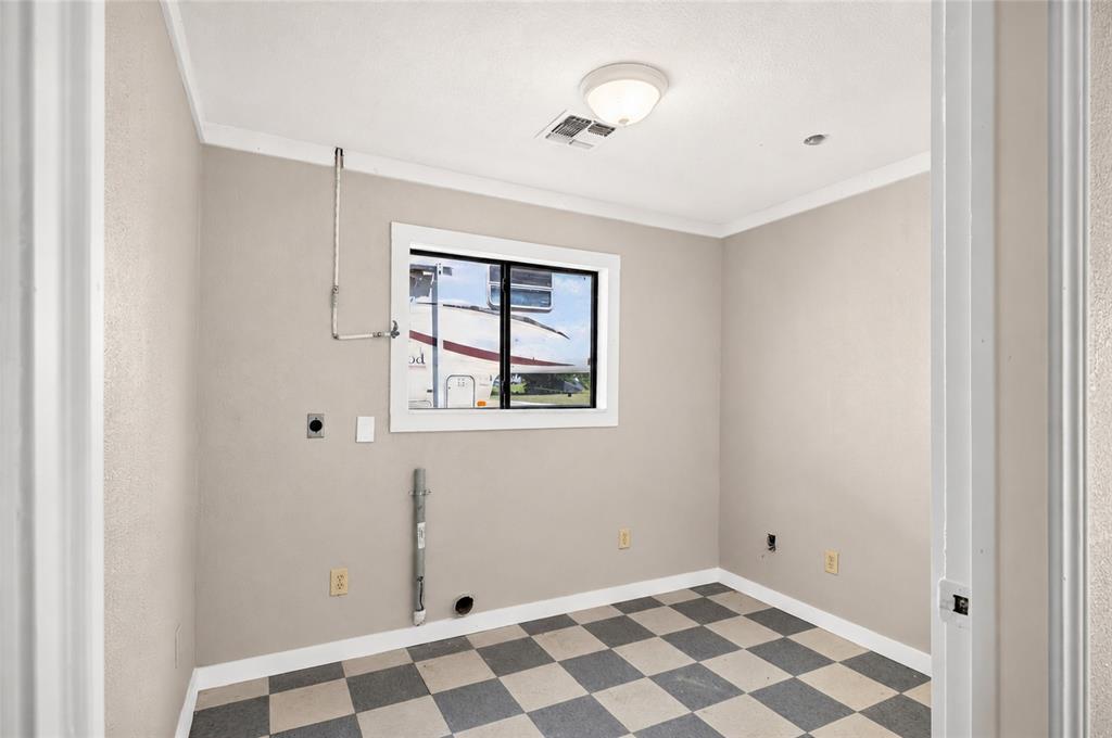 1612 Whitemound Road Sherman, TX 75090 - Photo 25 of 28 Office