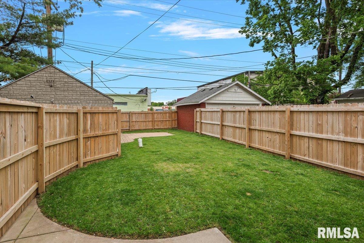 2141 South State Street Springfield, IL 62704 - Photo 33 of 35 Gallery Image 33