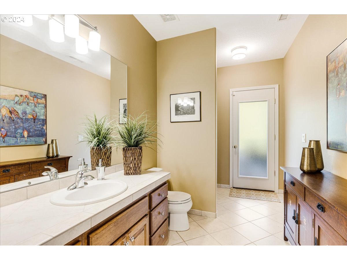 15031 South Beaton Road Oregon City, OR 97045 - Photo 19 of 48 Gallery Image 19