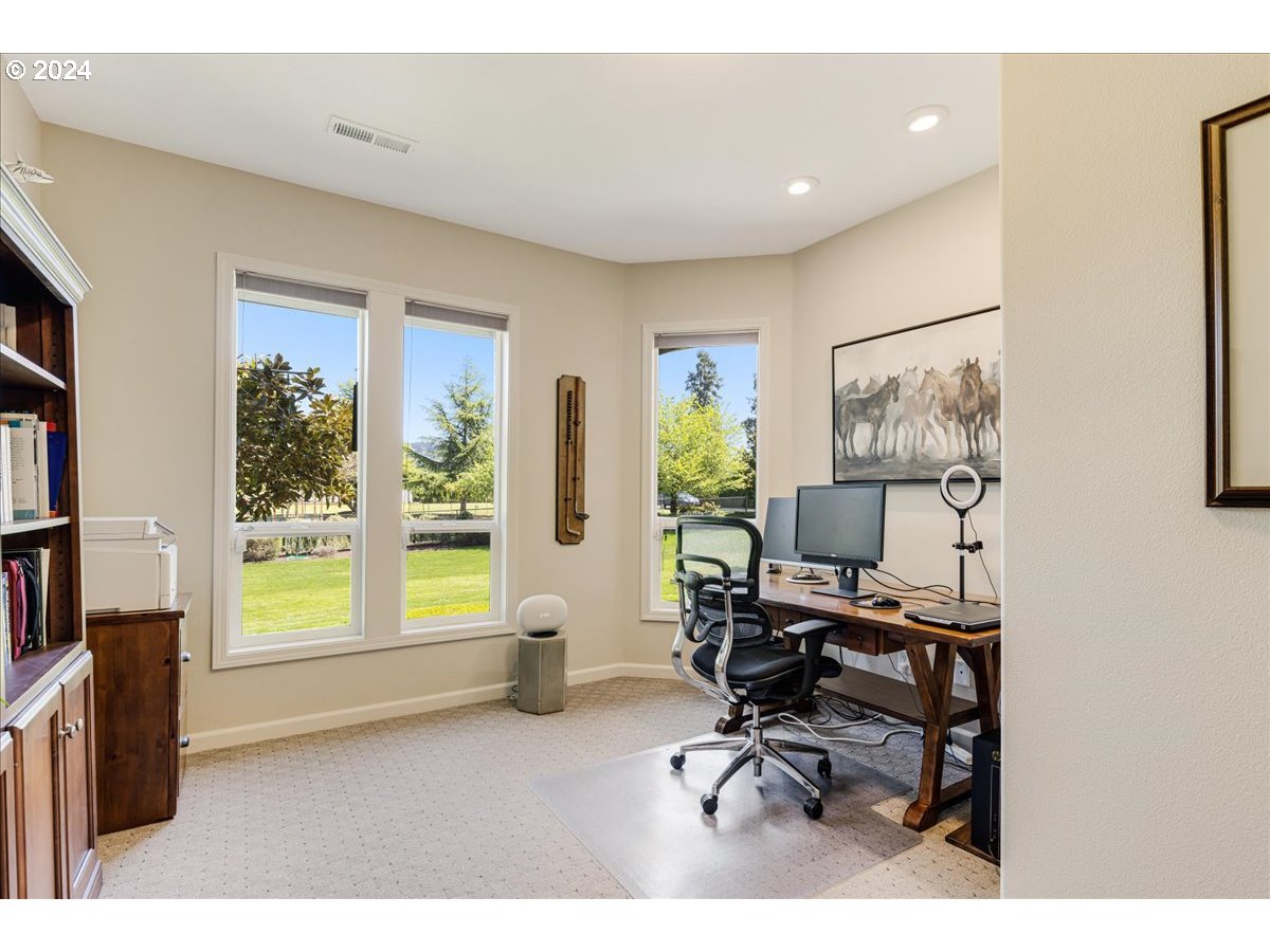 15031 South Beaton Road Oregon City, OR 97045 - Photo 20 of 48 Gallery Image 20