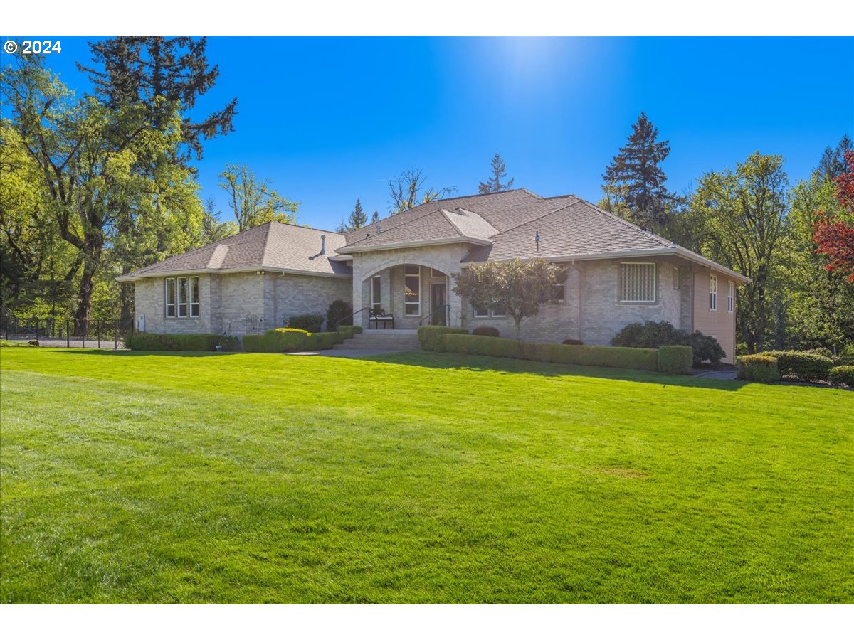 15031 South Beaton Road Oregon City, OR 97045 - Photo 3 of 48 Gallery Image 3