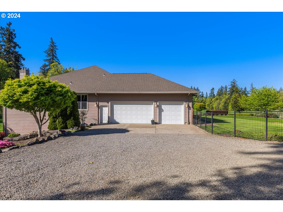 15031 South Beaton Road Oregon City, OR 97045 - Photo 37 of 48 Gallery Image 37