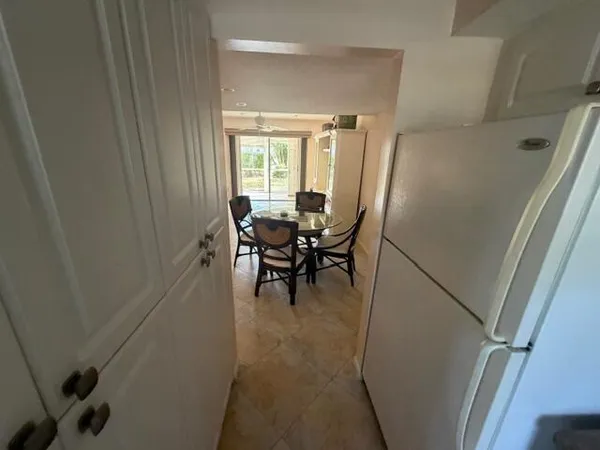 $159,900 | 18081 Southeast Country Club Drive, Unit 121, Tequesta, FL 33469