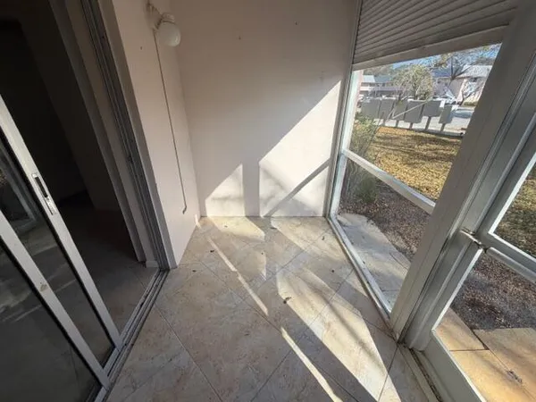 $159,900 | 18081 Southeast Country Club Drive, Unit 121, Tequesta, FL 33469