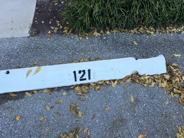 $159,900 | 18081 Southeast Country Club Drive, Unit 121, Tequesta, FL 33469