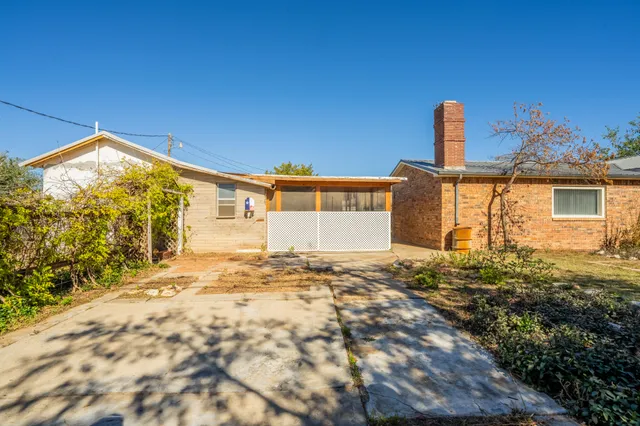 $159,000 | 1601 Avenue O, Tahoka, TX 79373