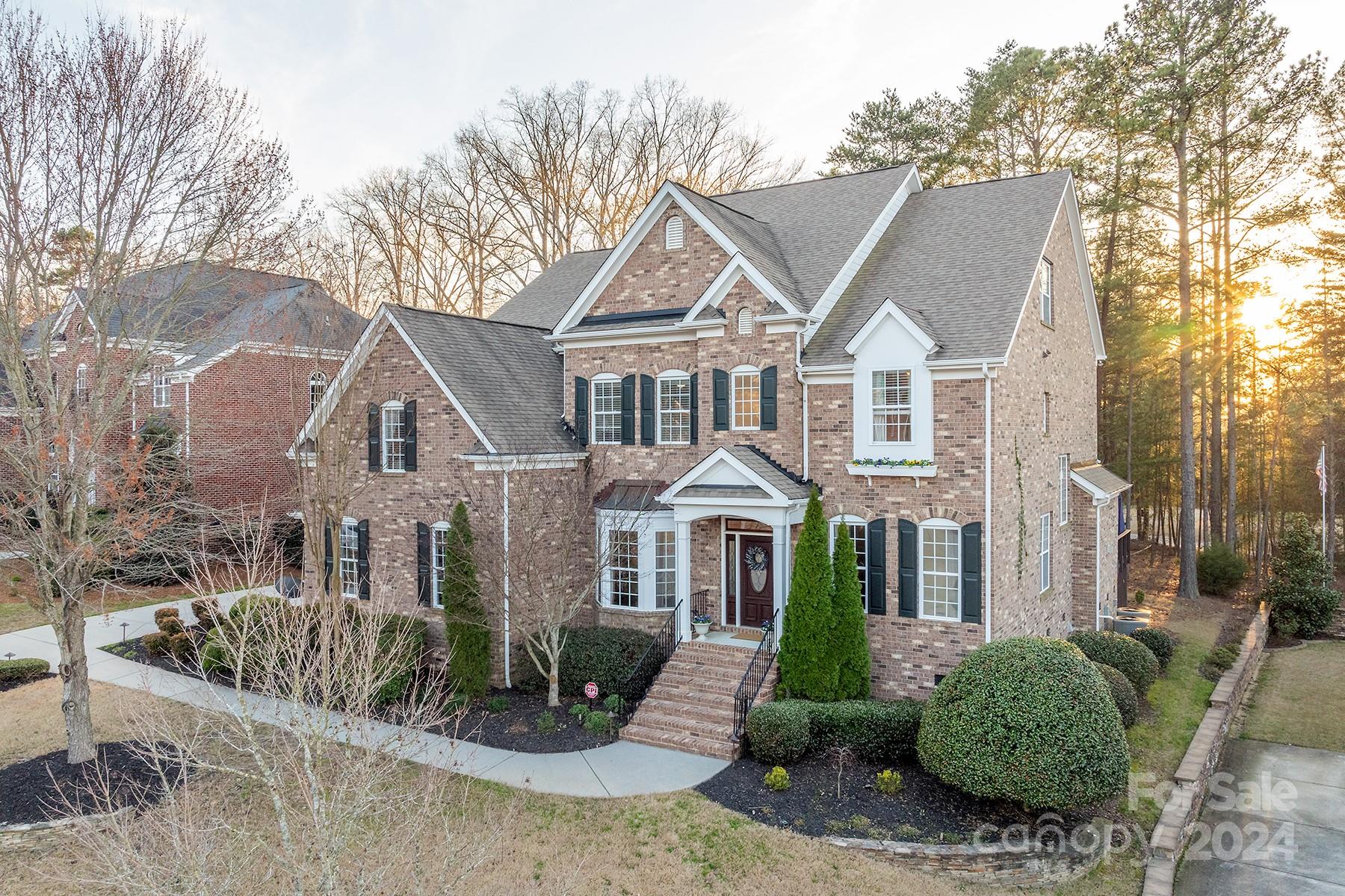 17001 Turtle Point Road Charlotte, NC 28278 - Photo 2 of 48 Gallery Image 2