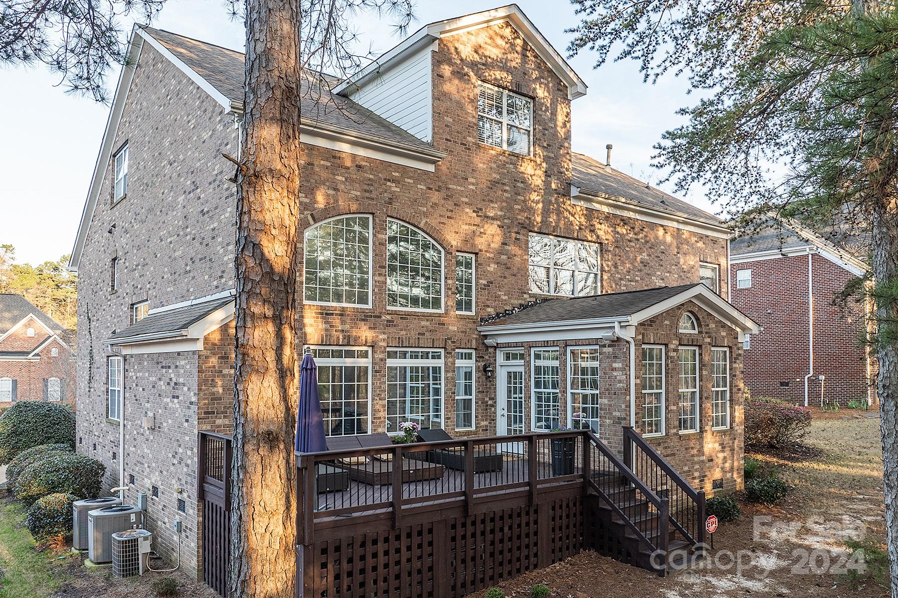 17001 Turtle Point Road Charlotte, NC 28278 - Photo 3 of 48 Gallery Image 3