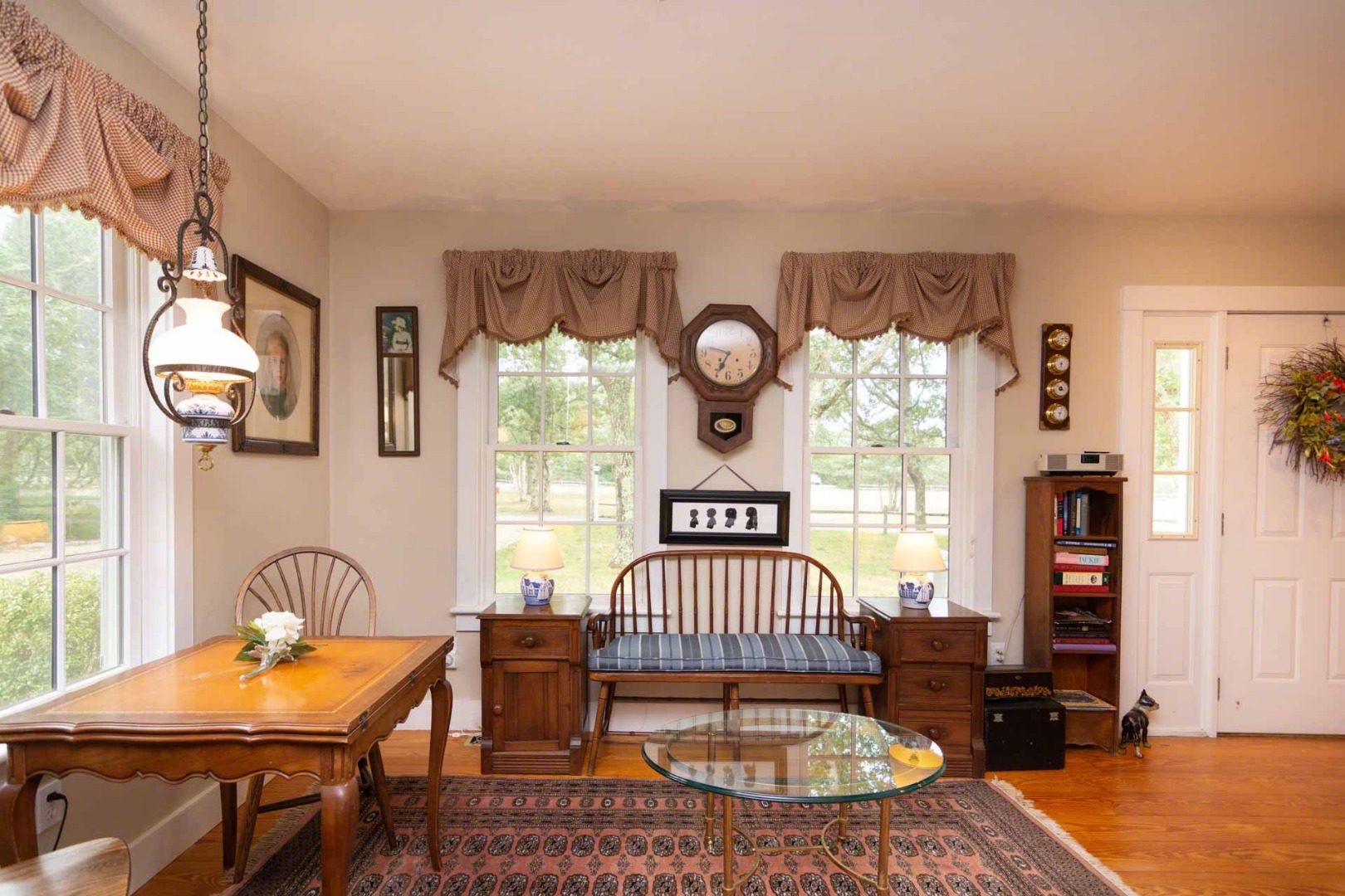 14 Bold Meadow Road Edgartown, MA 02539 - Photo 19 of 37 Casual Dining / Living Area