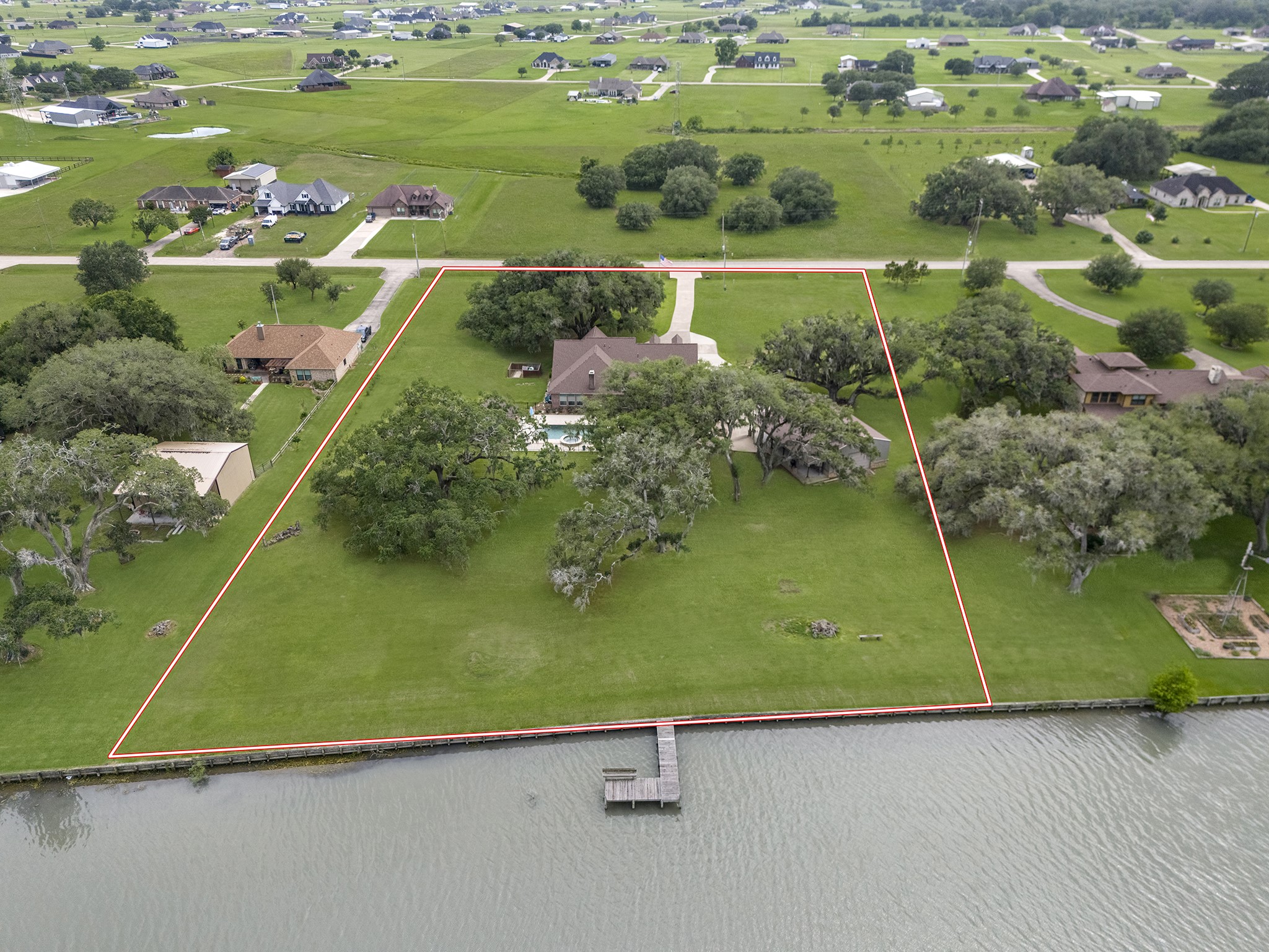 814 Sunset Trail Angleton, TX 77515 - Photo 3 of 33 Aerial with boundaries