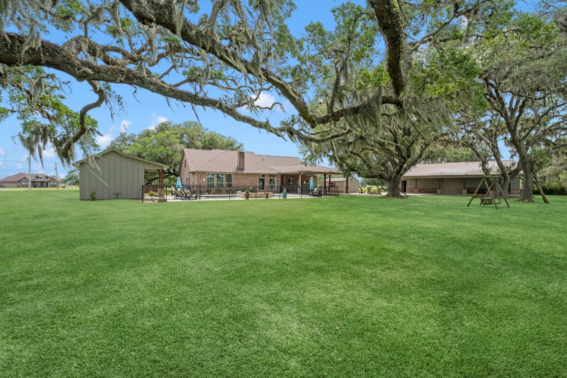 814 Sunset Trail Angleton, TX 77515 - Photo 33 of 33
