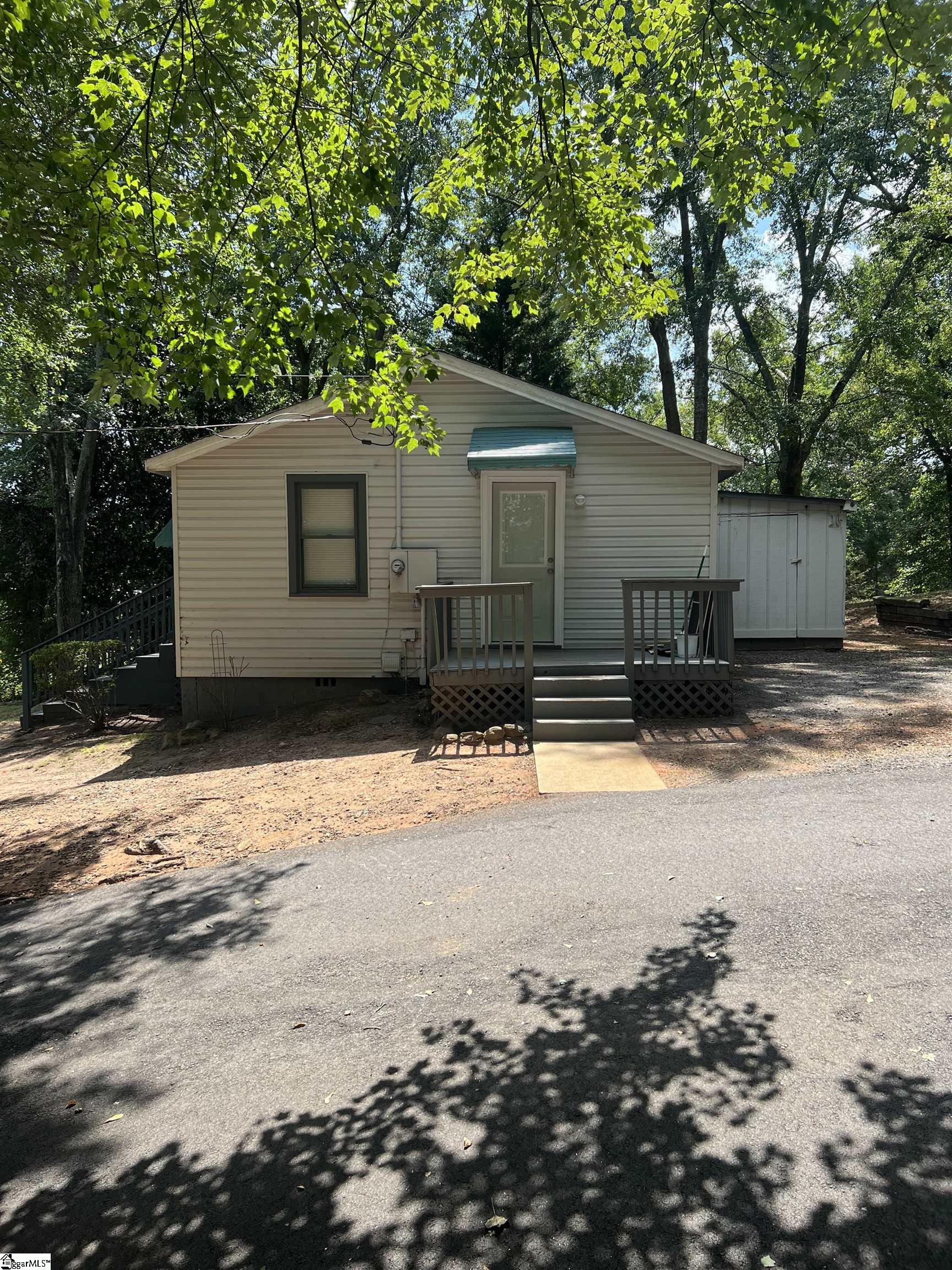 5 Old Rutherford Road Taylors, SC 29687 - Photo 3 of 36