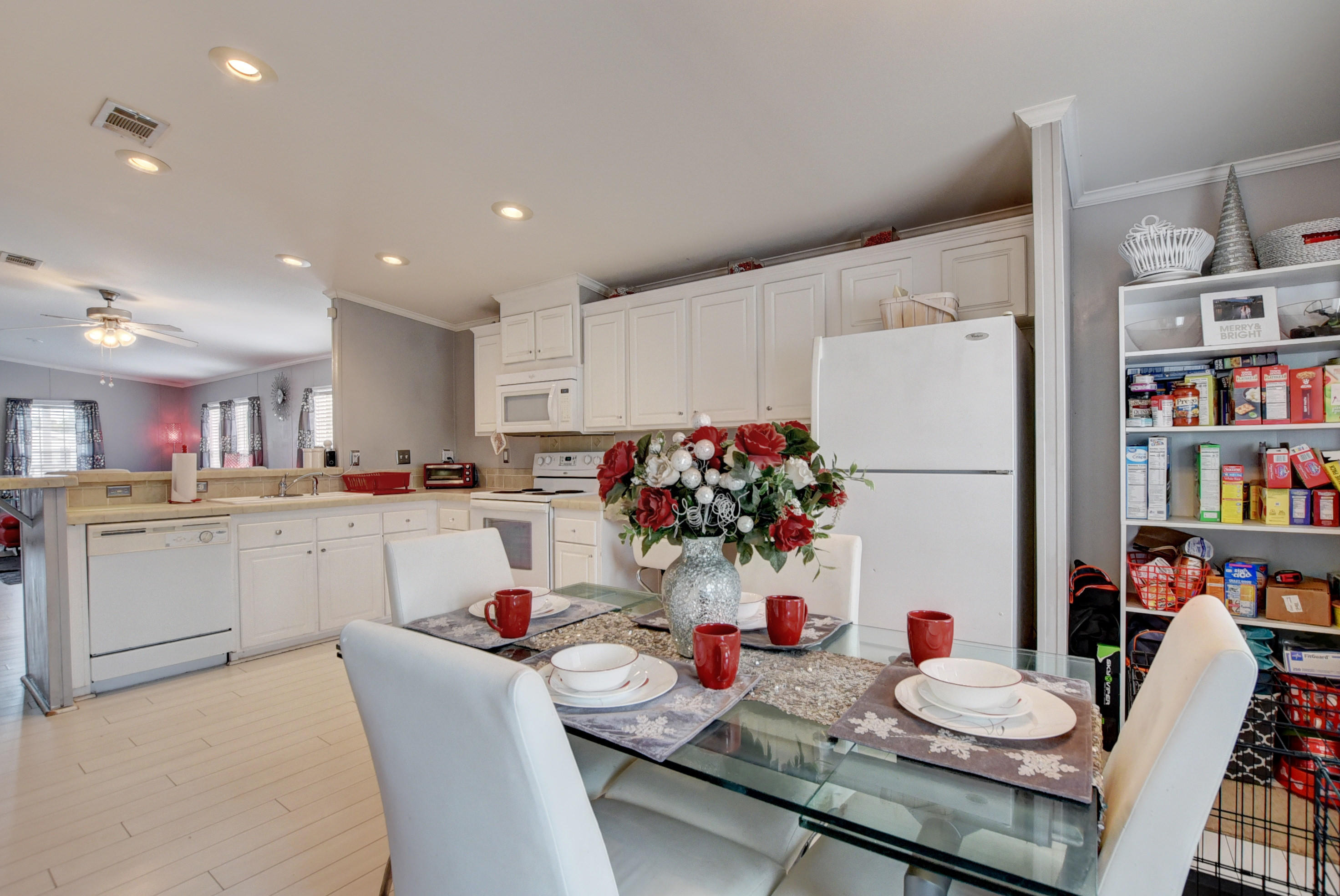 10442 Marina Way Boca Raton, FL 33428 - Photo 11 of 30 eat-in dining
