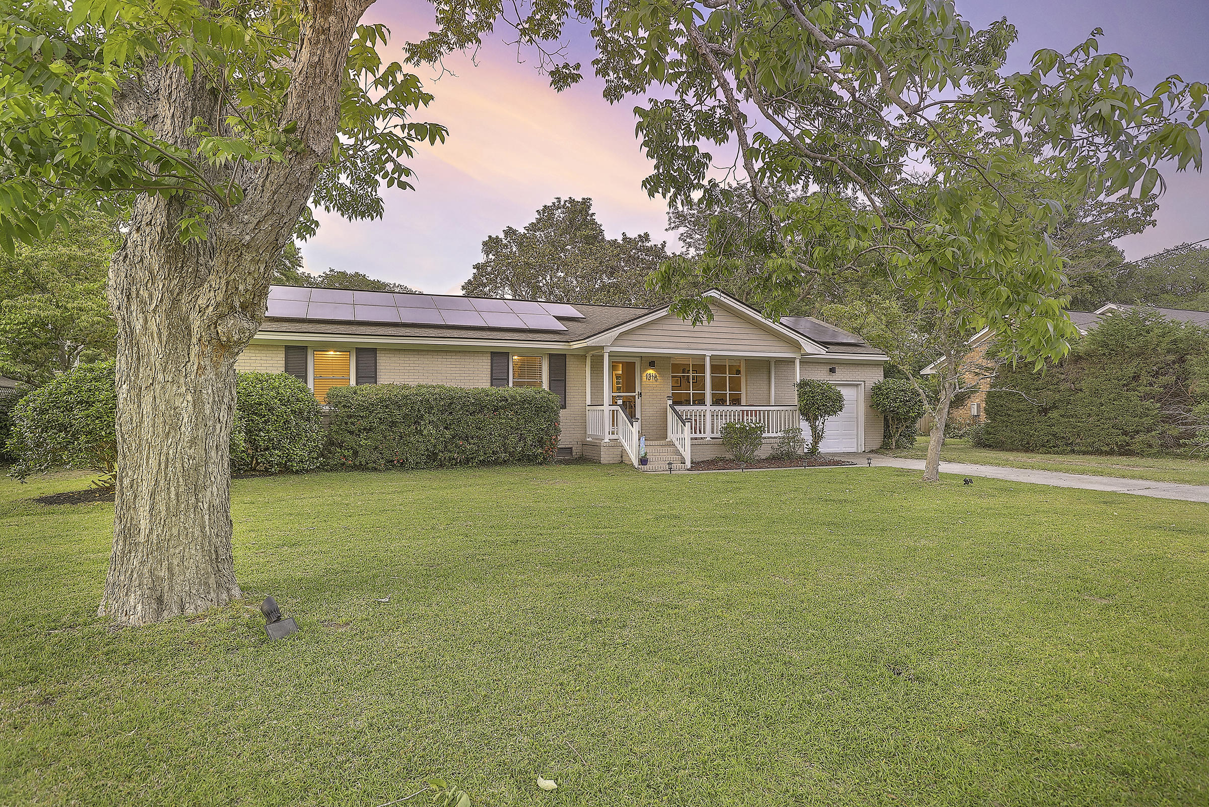 1316 Julian Clark Road Charleston, SC 29412 - Photo 7 of 47 1R3A9341_2_3_4_5_6_7