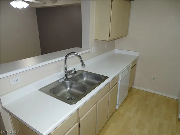 $1,175 | 1150 North Buffalo Drive, Unit 2035, Las Vegas, NV 89128