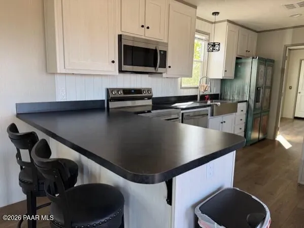 $2,044 | 10378 East Kachina Place, Dewey-Humboldt, AZ 86327