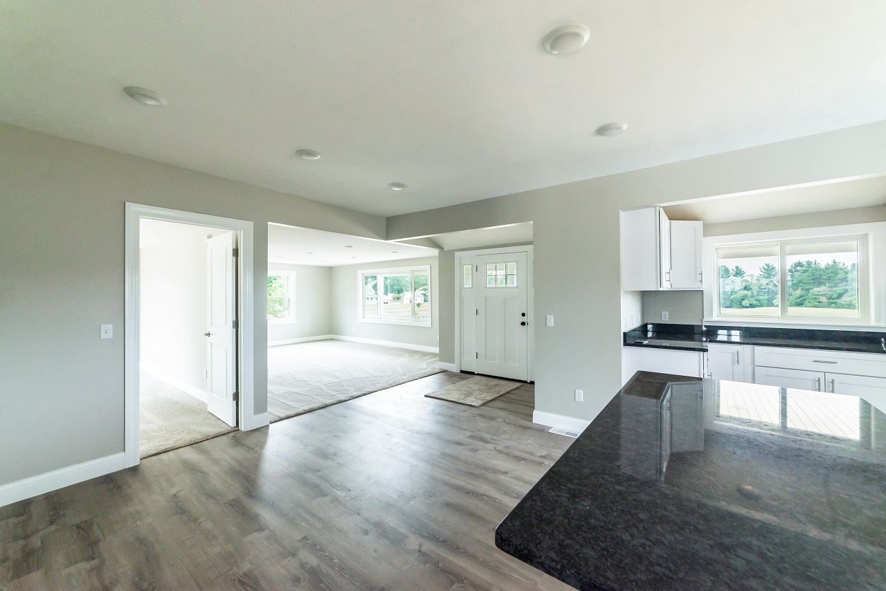 1285 Hoch Road Traverse City, MI 49696 - Photo 6 of 21 1851882-5.JPG